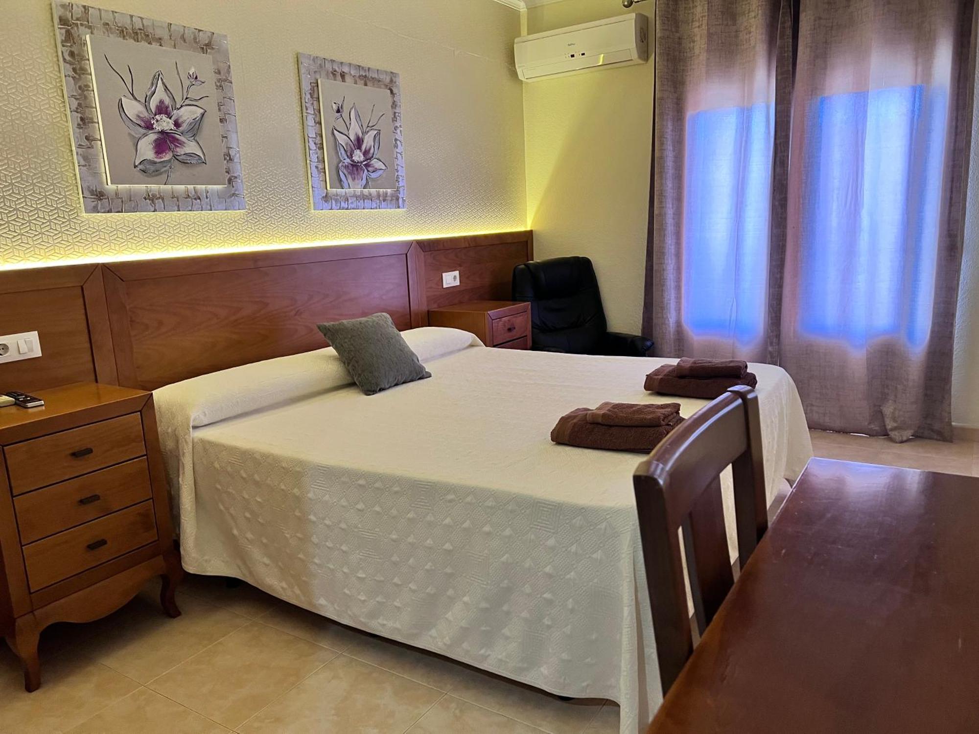 Hotel Don Juan Puente de Génave Екстериор снимка
