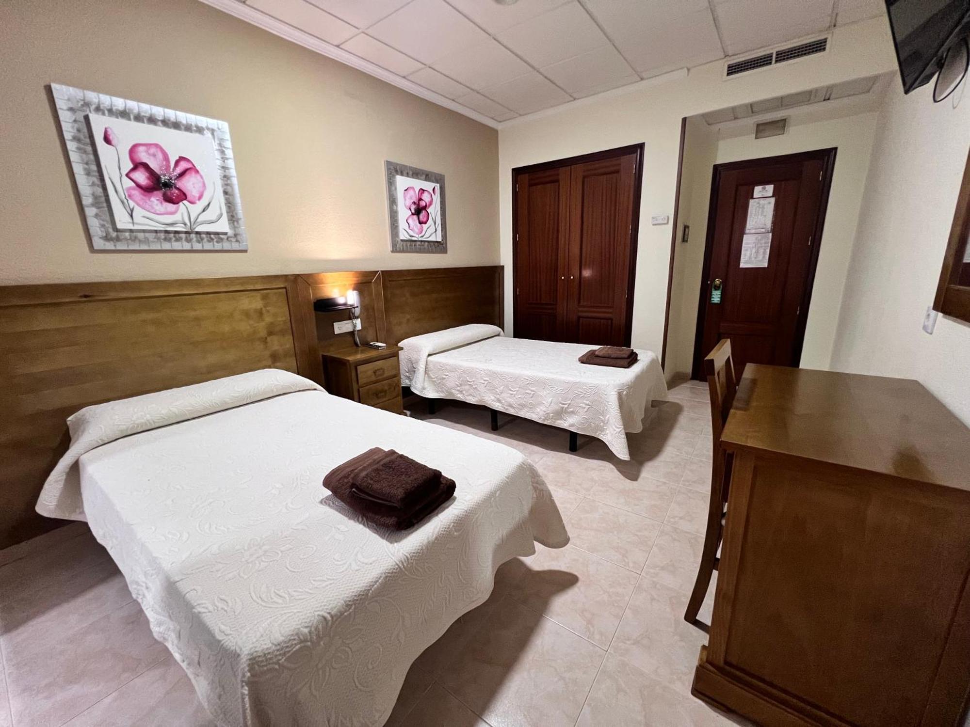Hotel Don Juan Puente de Génave Екстериор снимка