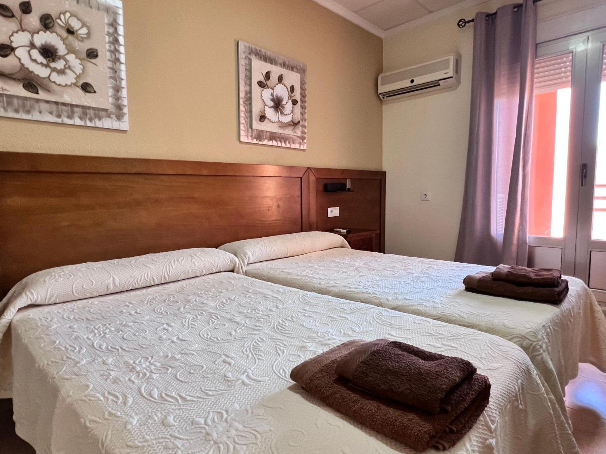 Hotel Don Juan Puente de Génave Екстериор снимка