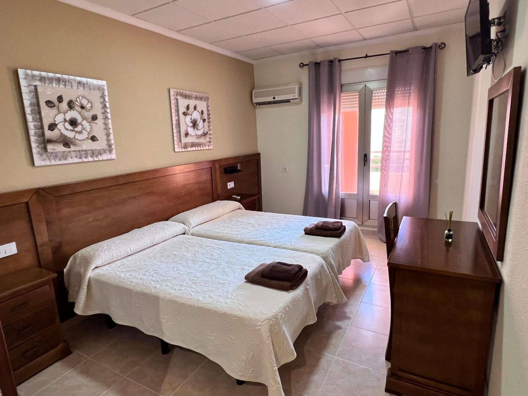 Hotel Don Juan Puente de Génave Екстериор снимка