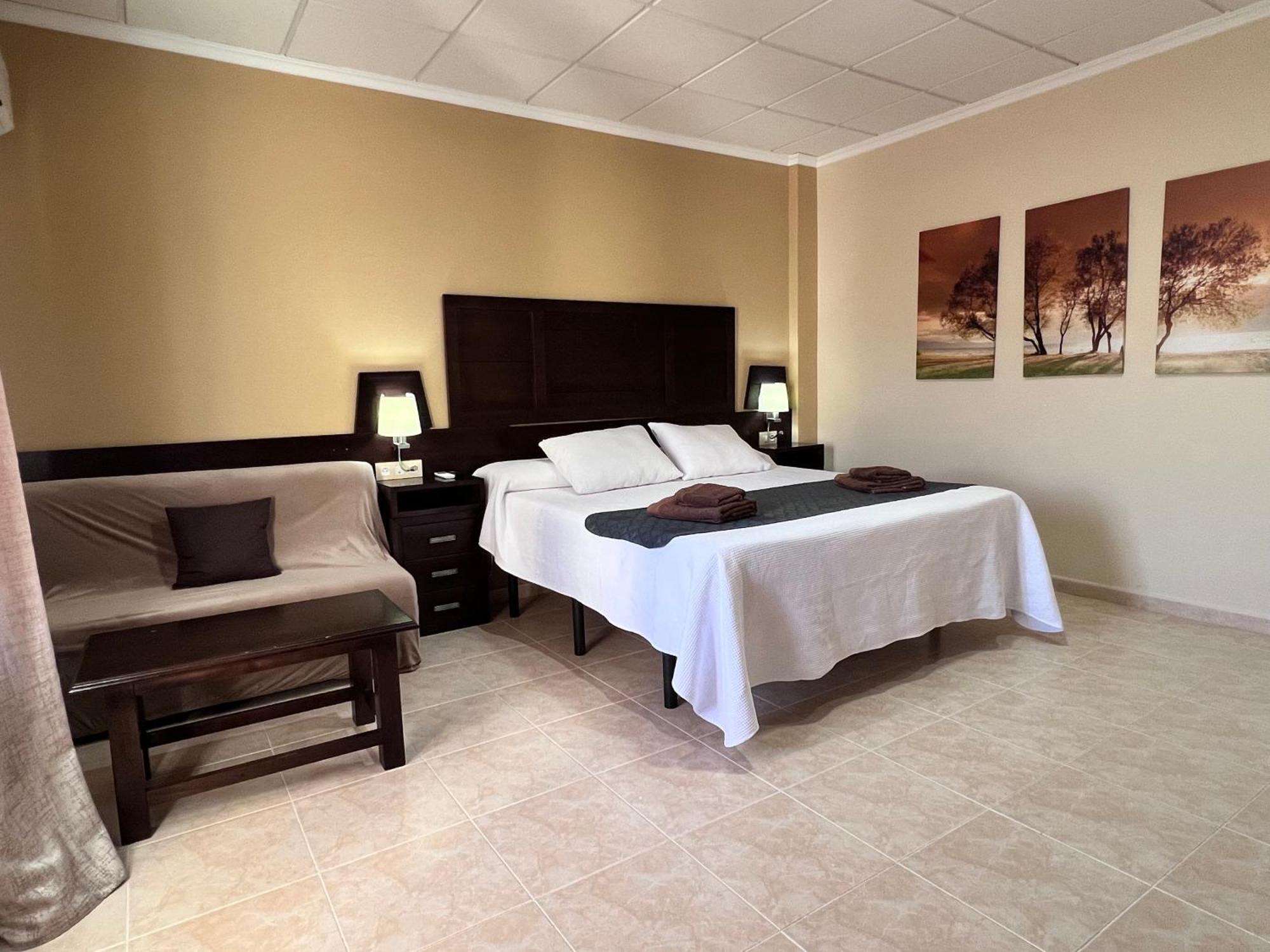 Hotel Don Juan Puente de Génave Екстериор снимка