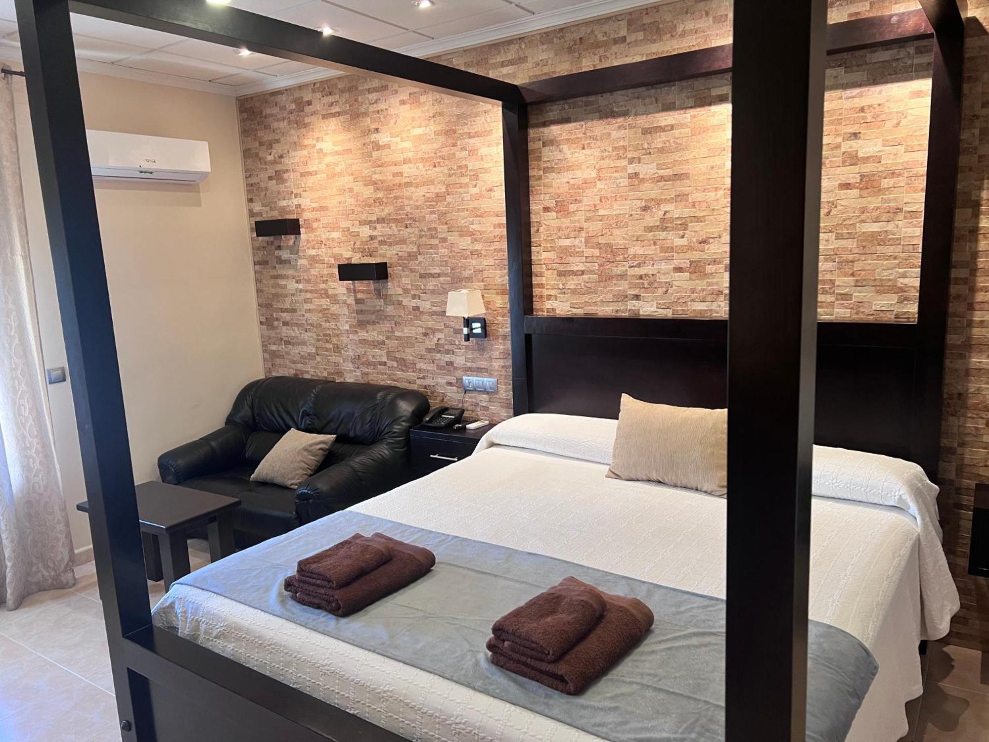 Hotel Don Juan Puente de Génave Екстериор снимка