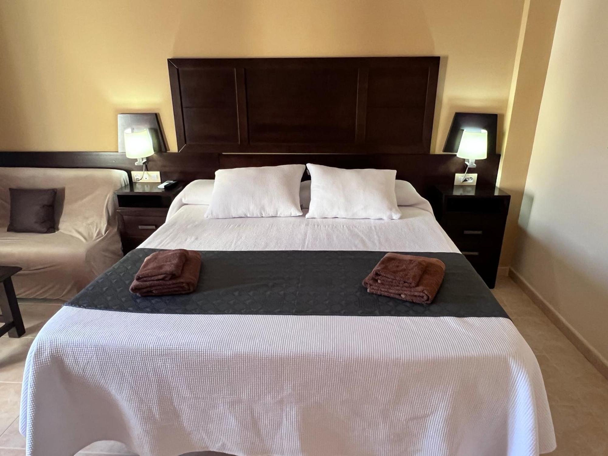 Hotel Don Juan Puente de Génave Екстериор снимка